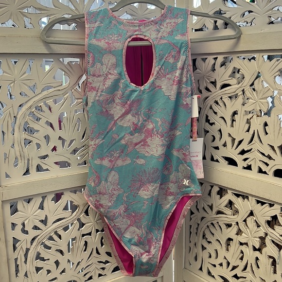 NWT Hurley X Love shack Fancy collab. Moderate coverage one piece. Blue and pink - Picture 4 of 9